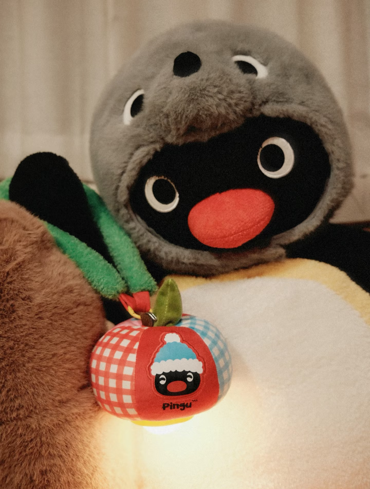 【 預購 】Pingu 聖誕蘋果毛絨小夜燈