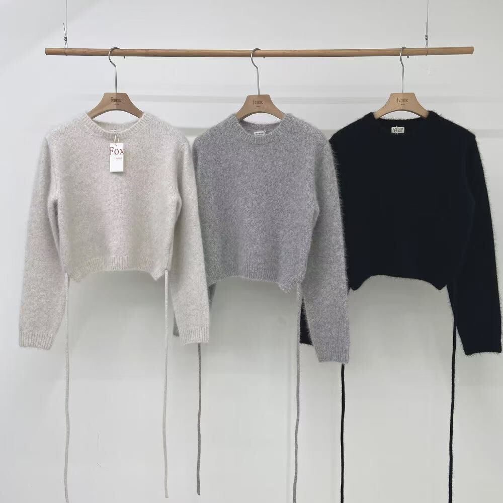 LF5235 後綁腰毛茸茸短版上衣