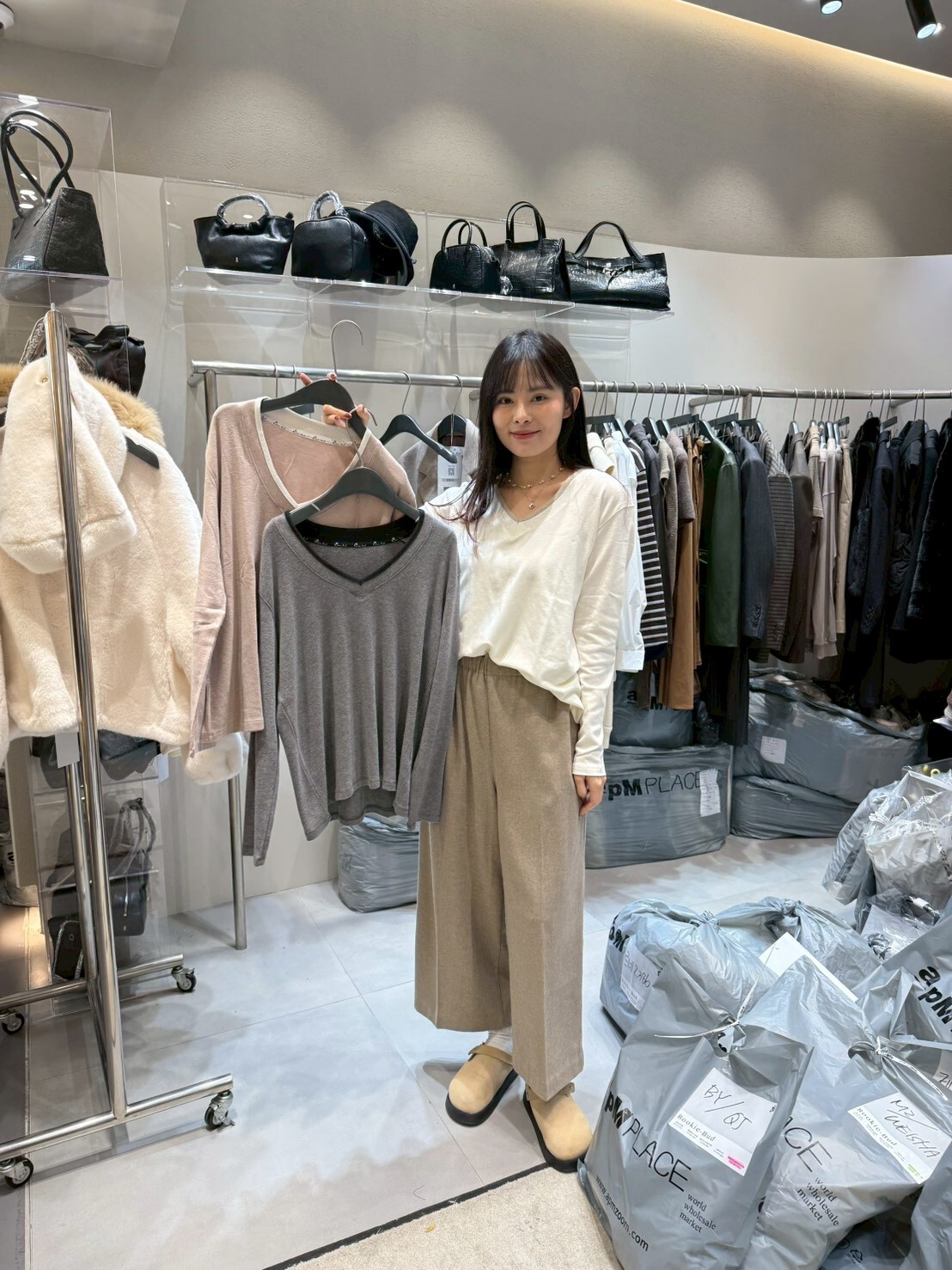 RB5278 拚色雙邊V領羊毛針織上衣