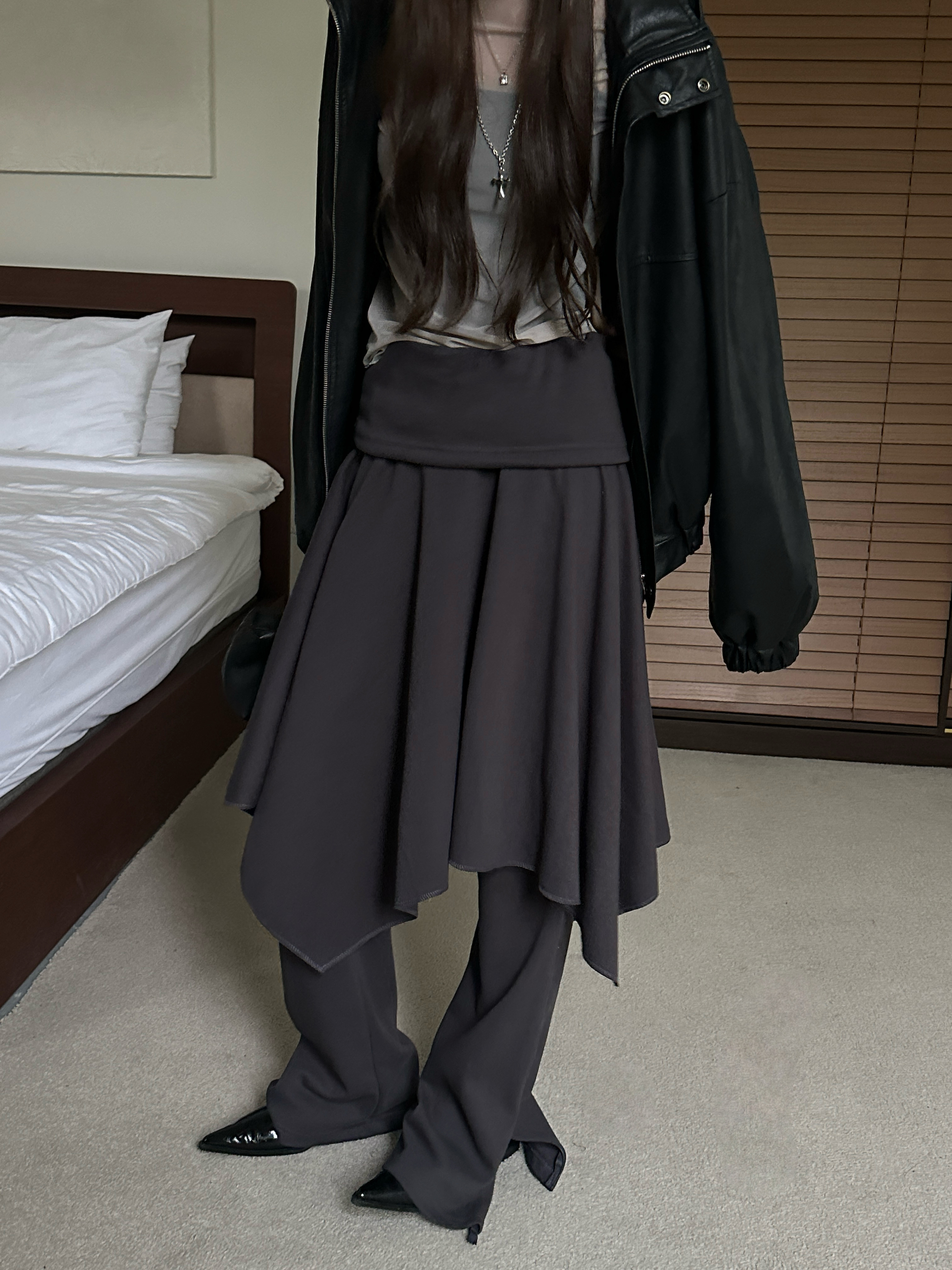 D17 一見鐘情 褲裙SET (深灰)