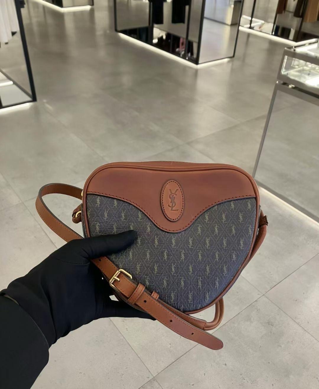 Outlet YSL Heart Bag