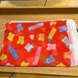 [S] MOSCHINO RED MULTI Q003520D0M2670002 COLORFULL MINI TEDDY BEAR PRINT SCARF, 8057143088978 (SM903)