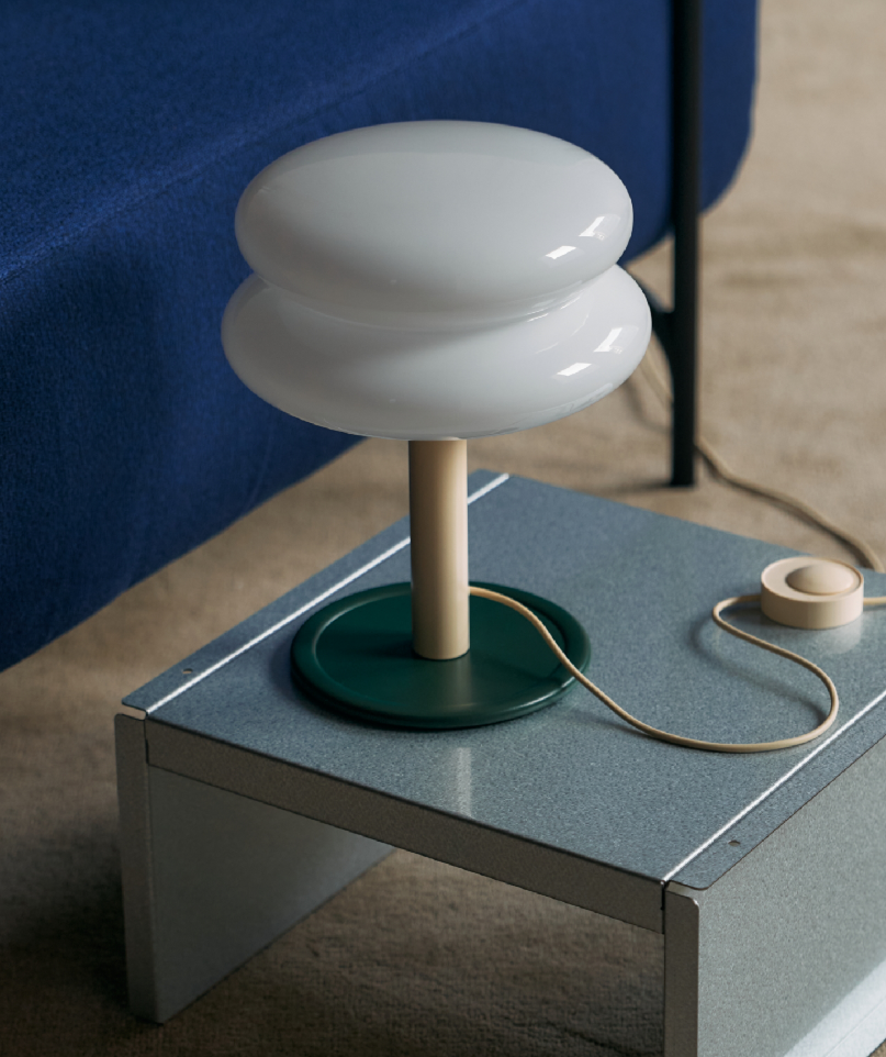 (包郵代購) 韓版 ILKW SNOWMAN22 V2 SOLID Table - 29CM Edition