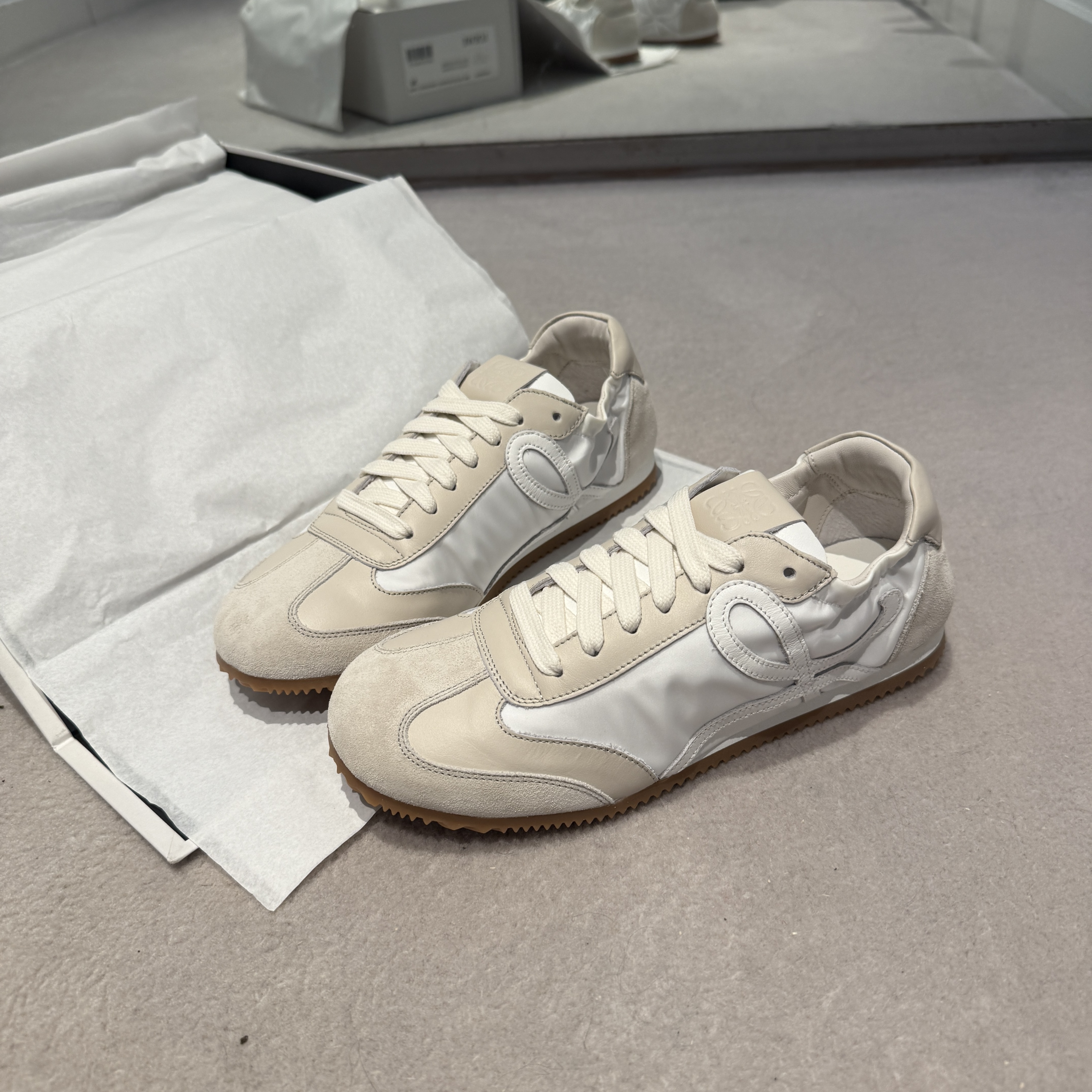 Loewe ballet runner sneakers white