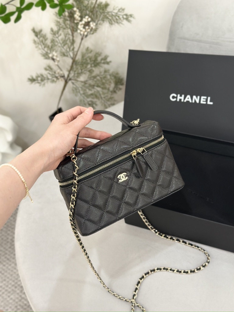 CHANEL 25C Top Handle LP Vanity Case AP4385 black ghw calfskin
