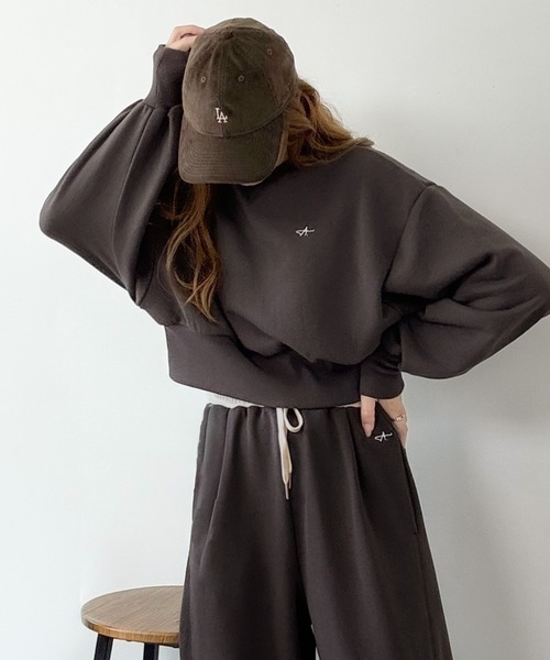 日本網紅聯名款!! 日本🇯🇵連線 Classical Elf x AYA 聯名 刺繡短版休閒運動衫 寬鬆 短版 縮口袖 長袖 運動衫 3色(任買兩件711免運)/預購