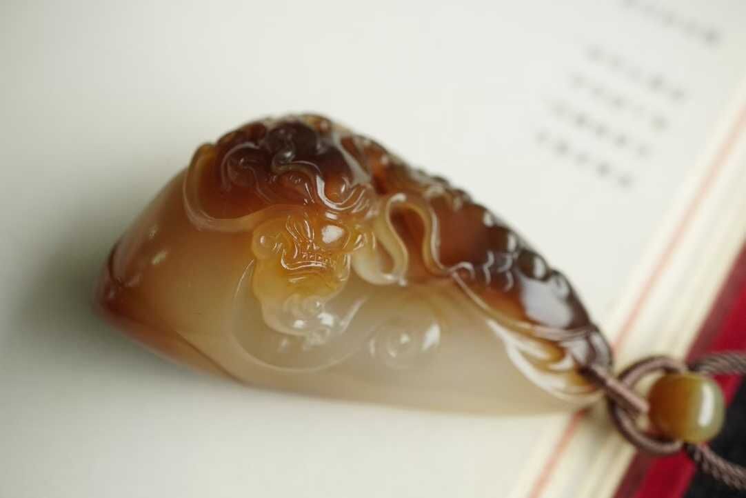 115410 和田玉金山礦老坑糖白料祥龍獻瑞掛件