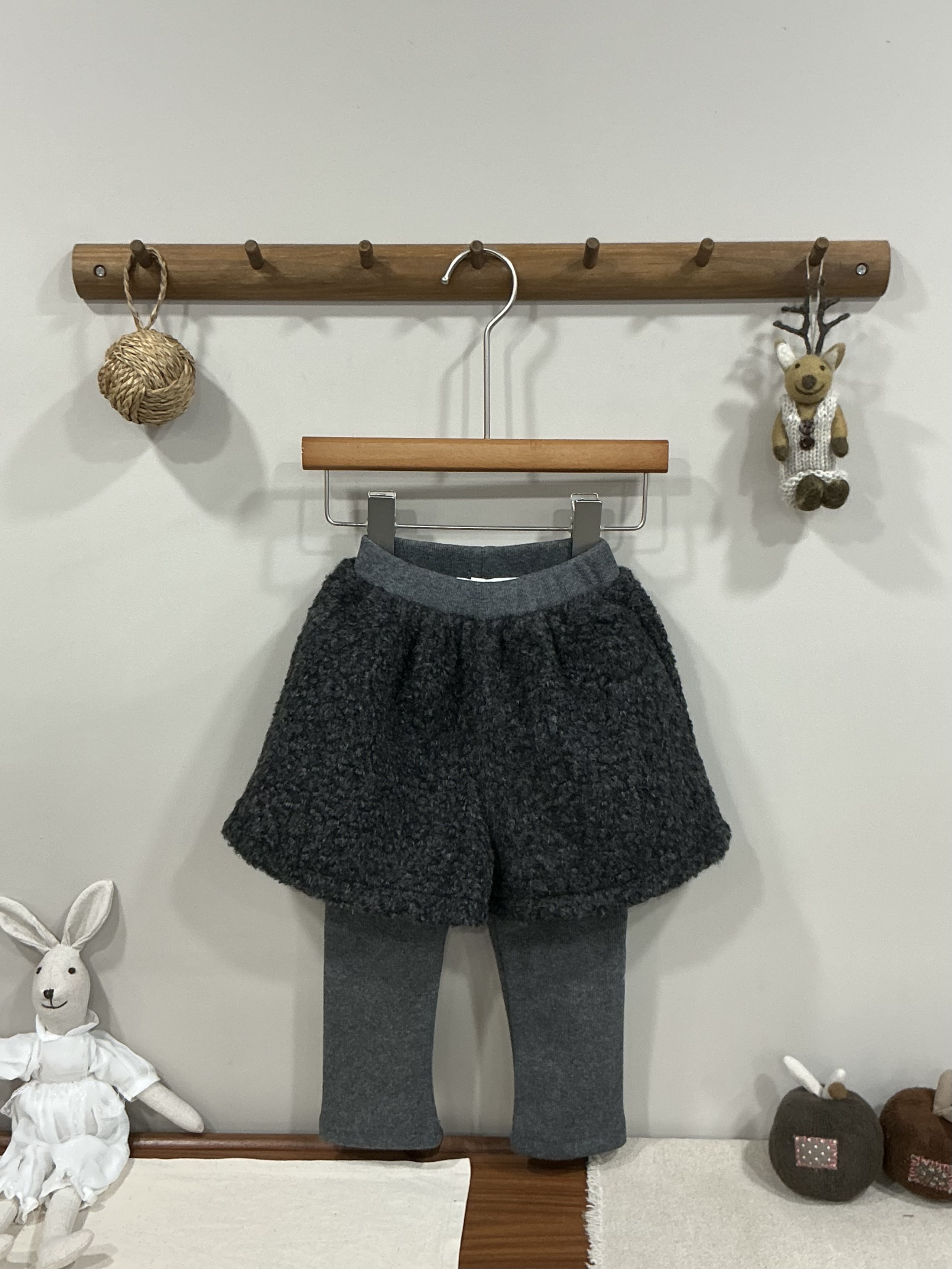 A03555羊毛假兩件內搭褲