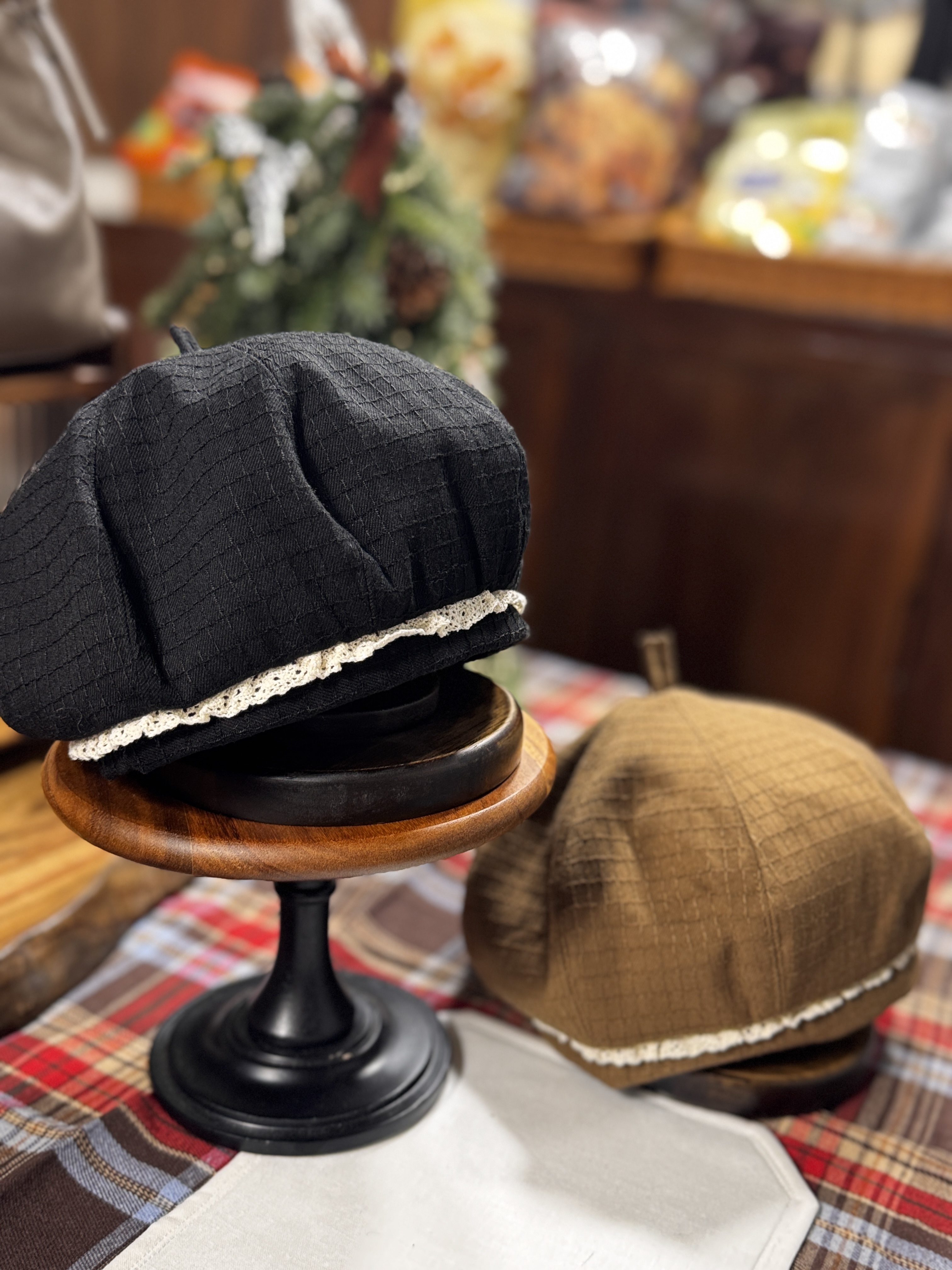 ⬇️開倉低至半價😱FINALSALE📣 日系喱士邊貝雷帽BERETS（FREESIZE 頭圍可調整）【不設退換】