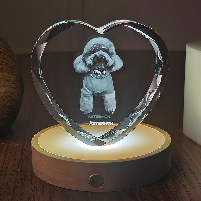 Heart-shaped flat crystal