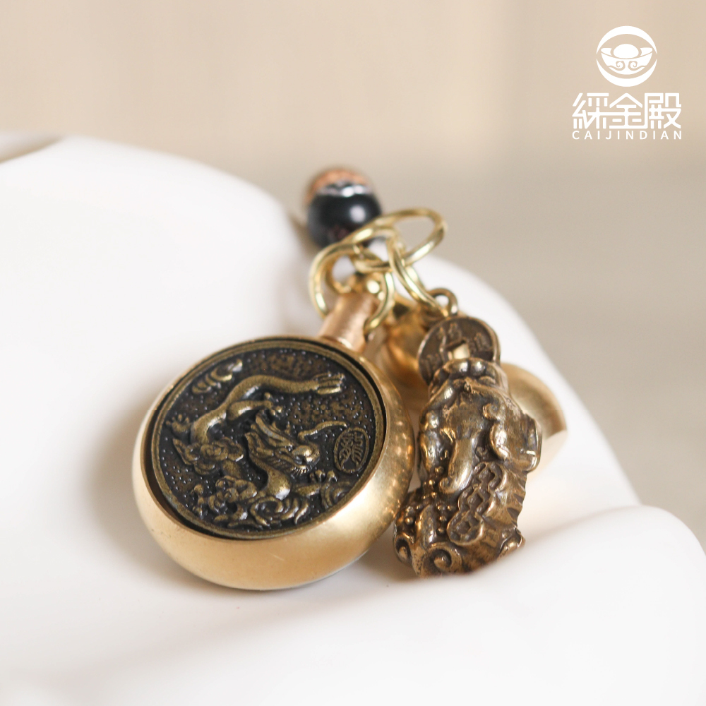 生肖龍-夜光琉璃十二生肖本命佛黃銅吊飾｜普賢菩薩｜掛件｜護身｜生肖｜轉運【綵金殿】