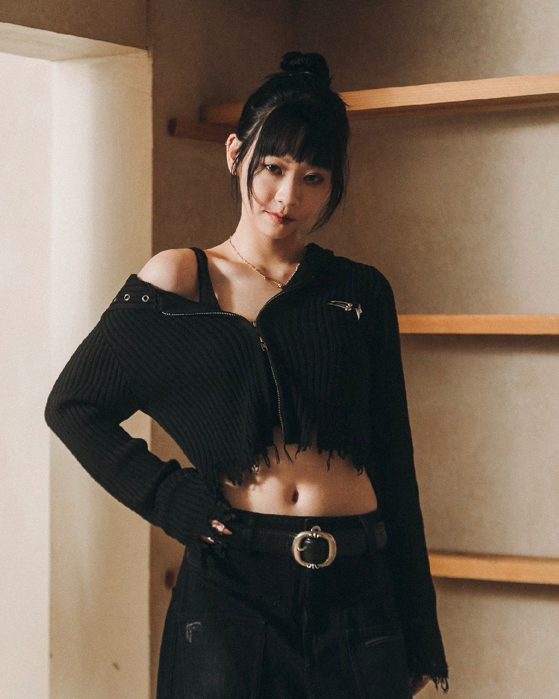 EAL WMS Destroyed Knit Zipper Sweater（Women's Line）