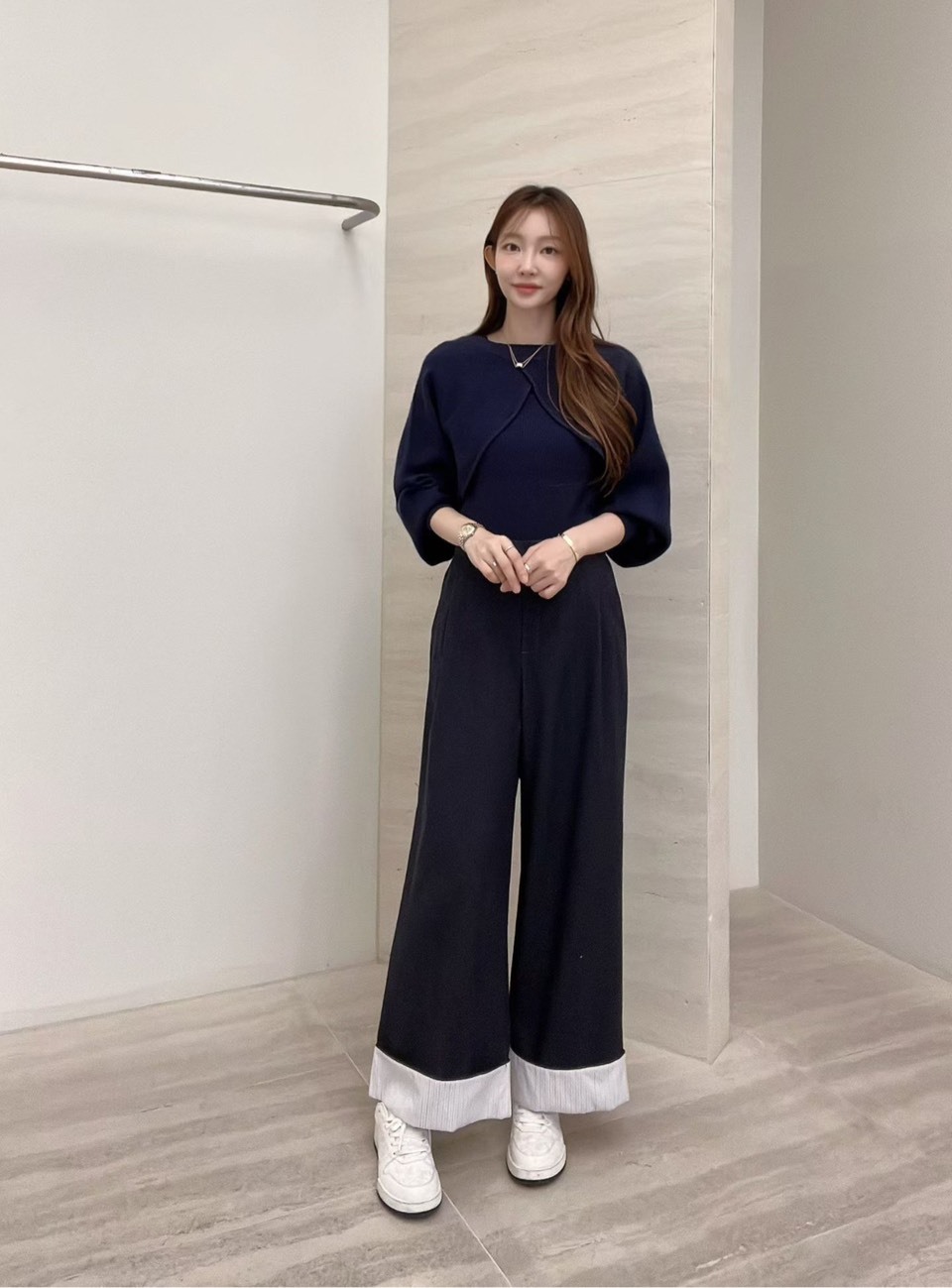 反摺直線寬管長褲