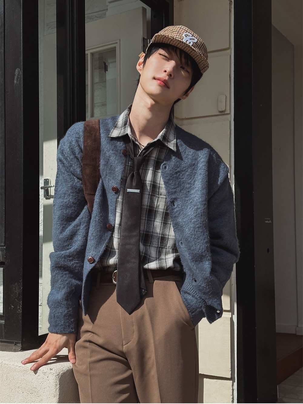 毛絨短款開襟衫