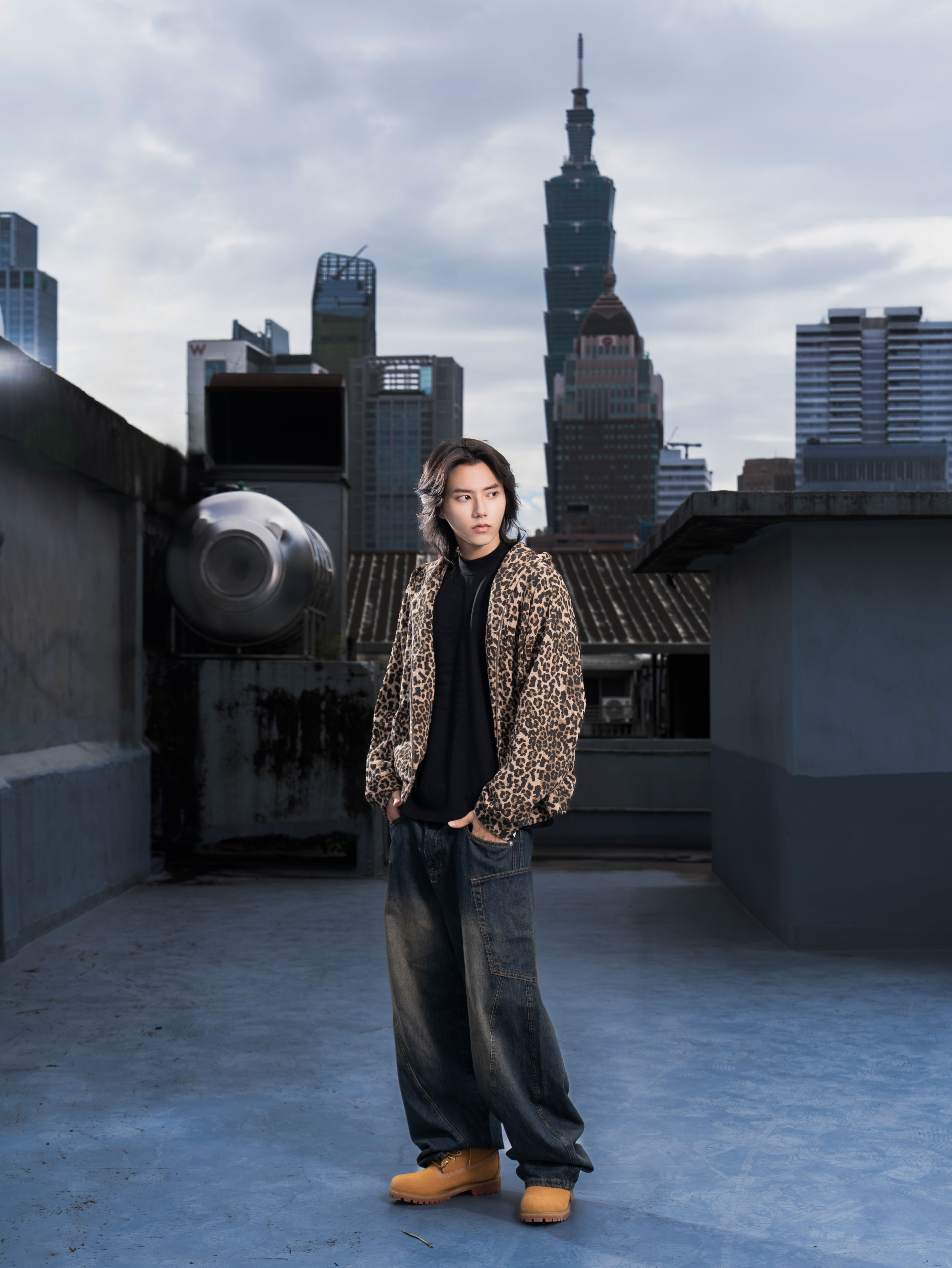 ACR 側口袋 淤泥 刷色 彎刀 牛仔褲