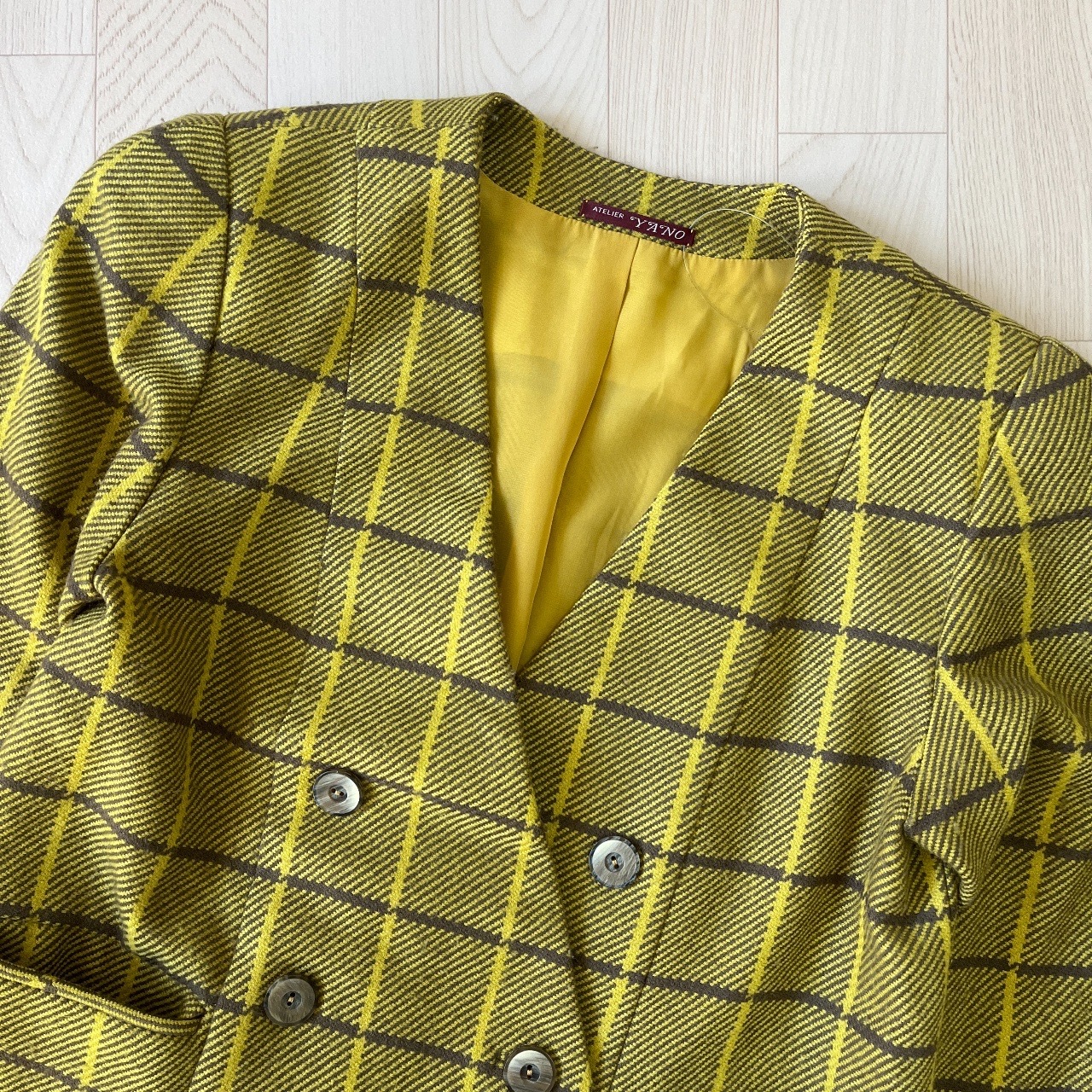 芥末黃色孖襟格紋外套