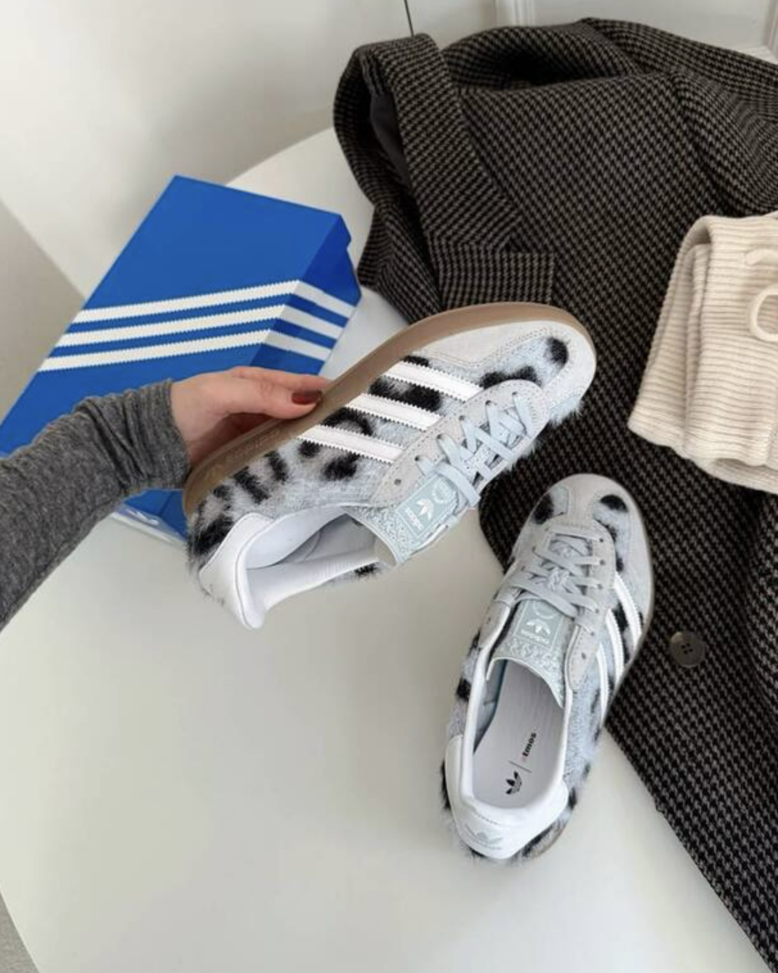 atmos Pink x Adidas Gazelle Indoor 灰白 灰藍 豹紋 絨毛 焦糖底 聯名款 男女鞋