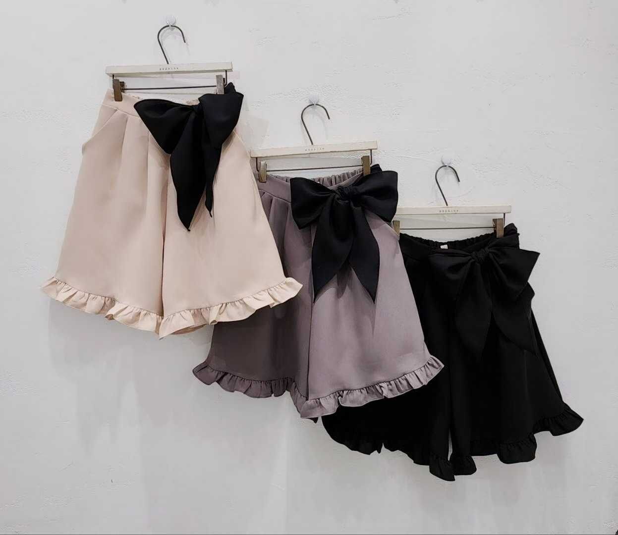 P67 蝴蝶結褲   腰26-36 HIP43 長20   原價 $369