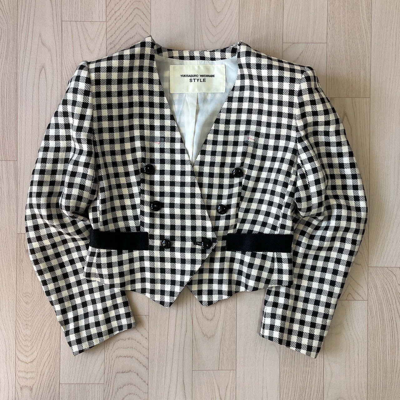 黑白色大格紋修腰短身外套*