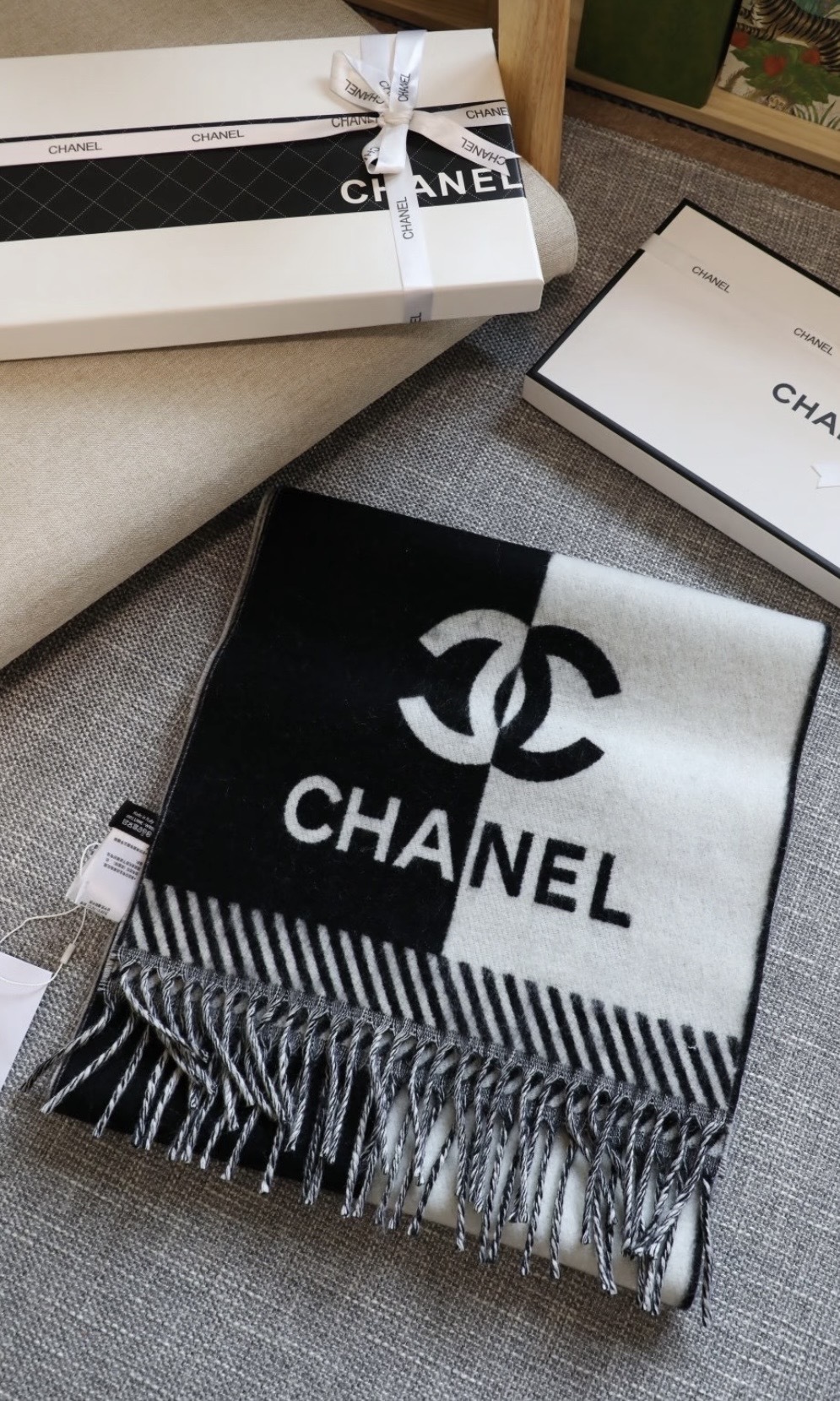 CHANEL Logo印花 絨線圍巾