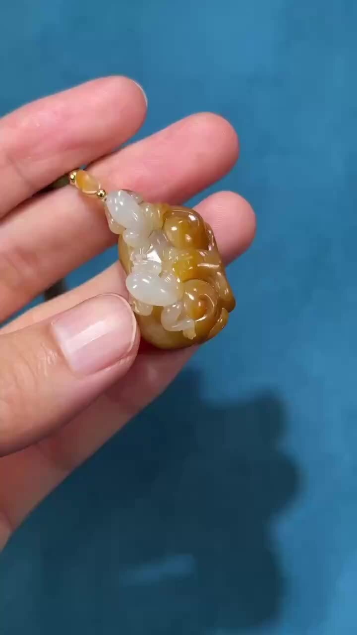 和田玉黃沁籽料呱呱來財,天然和田玉軟玉