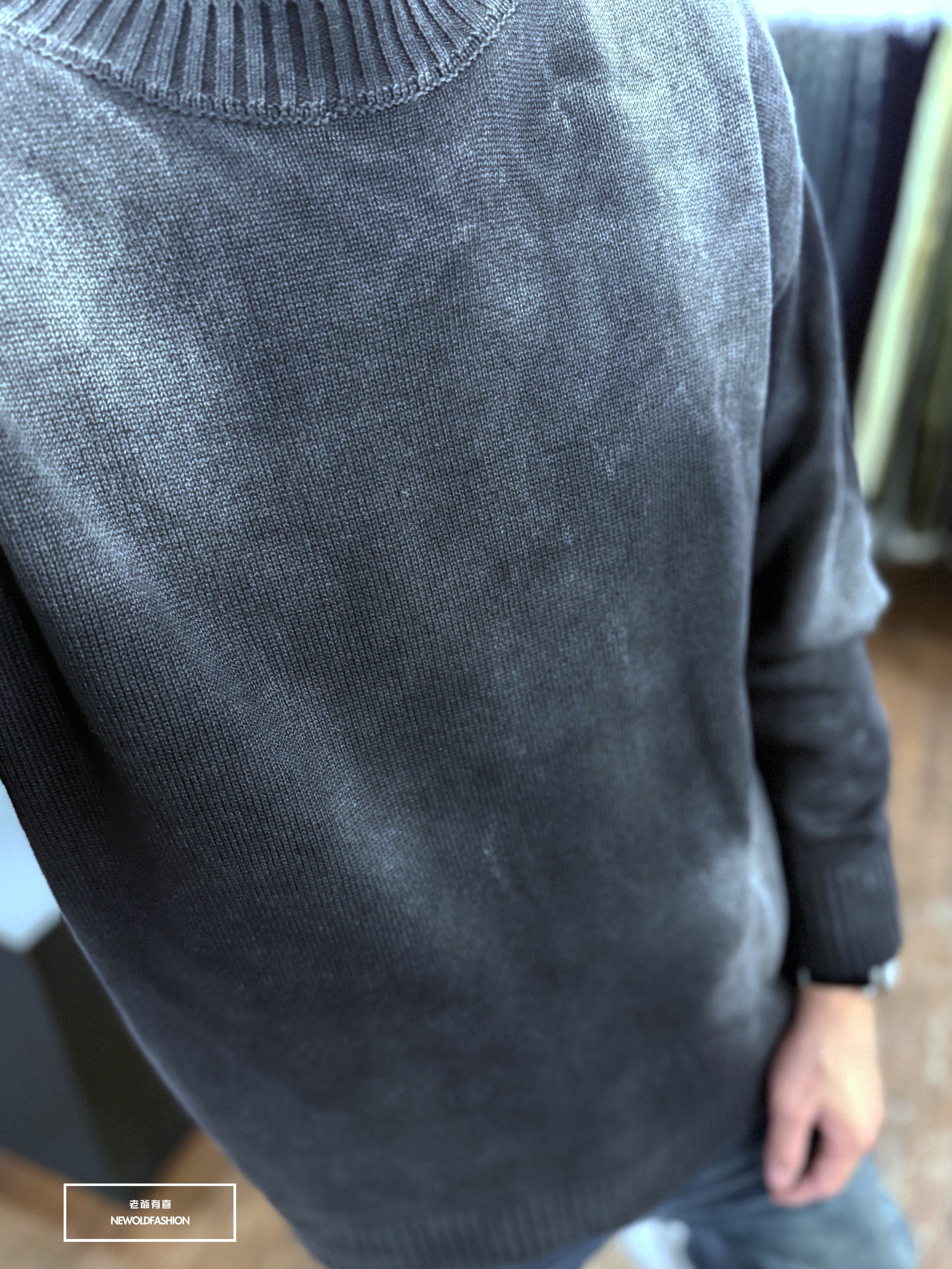 『新款上市』重磅對比暈染水洗針織毛衣(NOF2510003)-黑灰