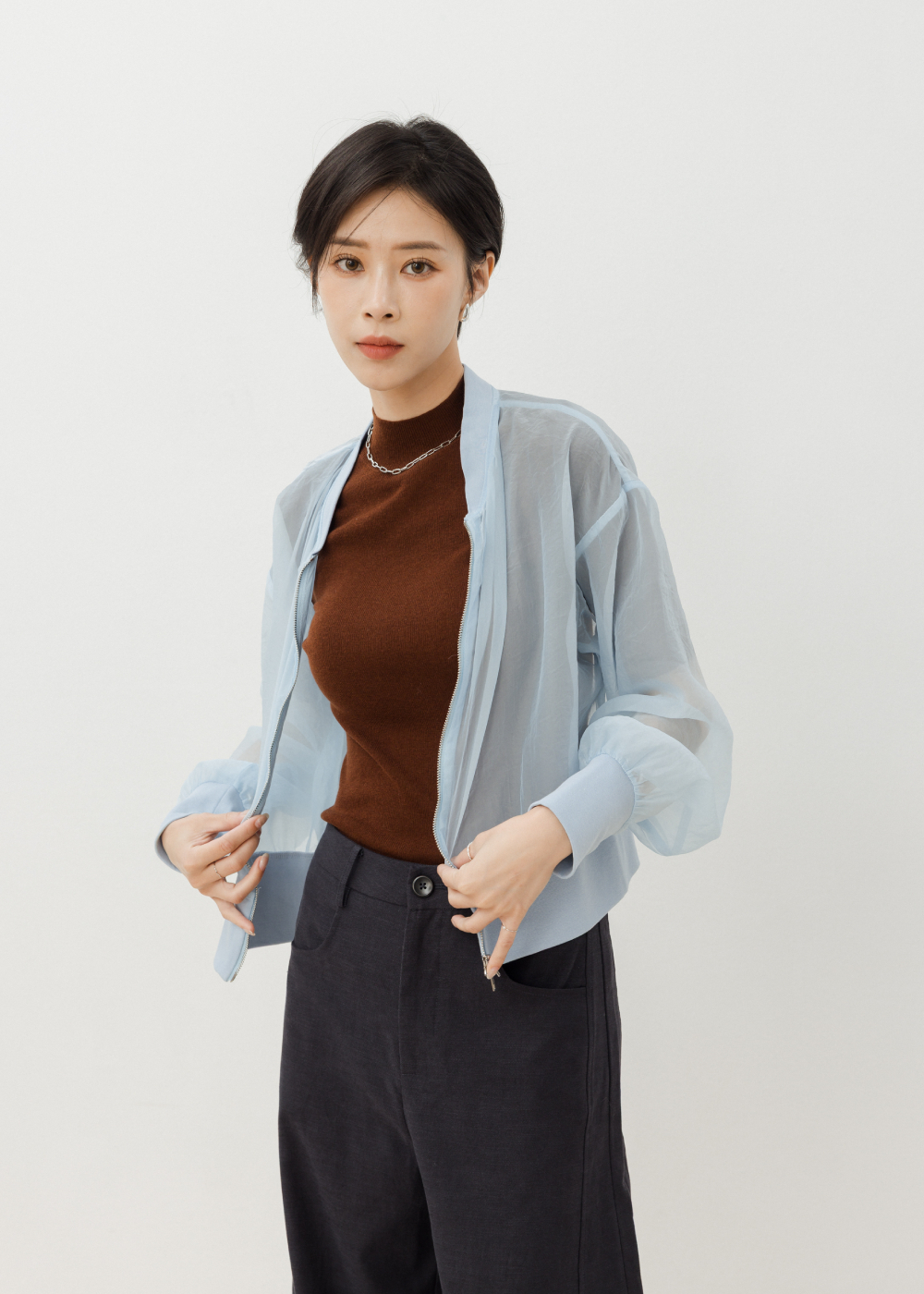 短版透膚雙拉鍊外套