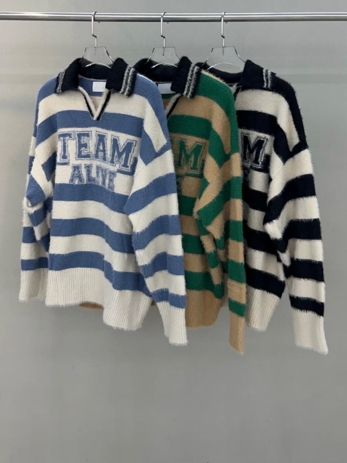 英文字橫間針織衫 T5827