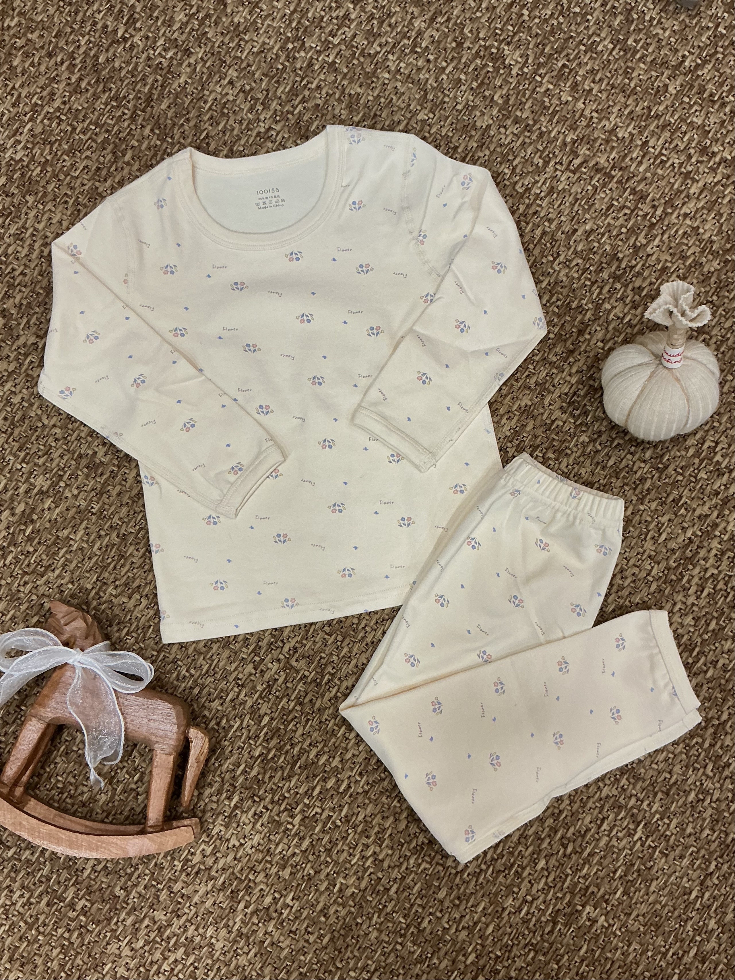 A03529花朵滿版睡衣