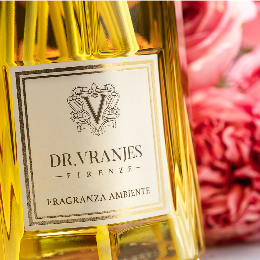 Dr. Vranjes Firenze-Rosa Tabacco,充滿激情和溫暖的愛情故事