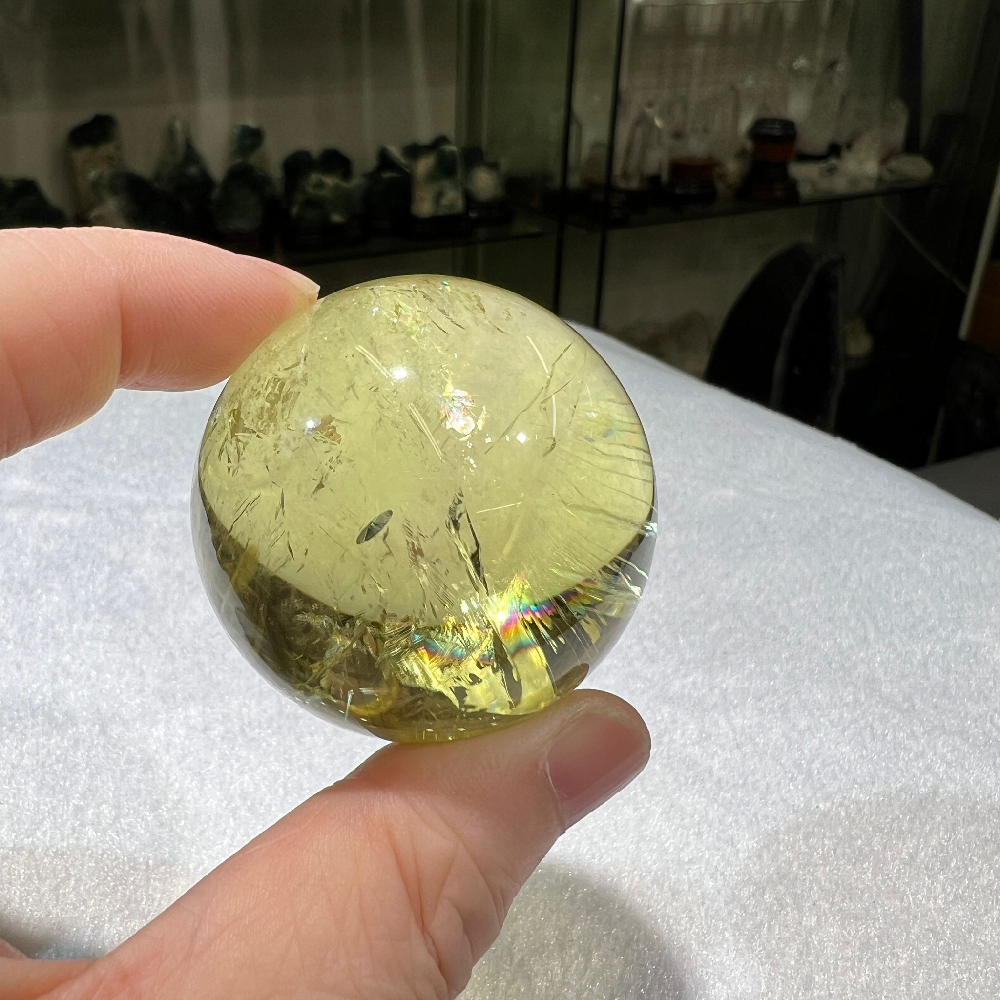 黃水晶球 4.2cm+/- (不連座) #CA0048