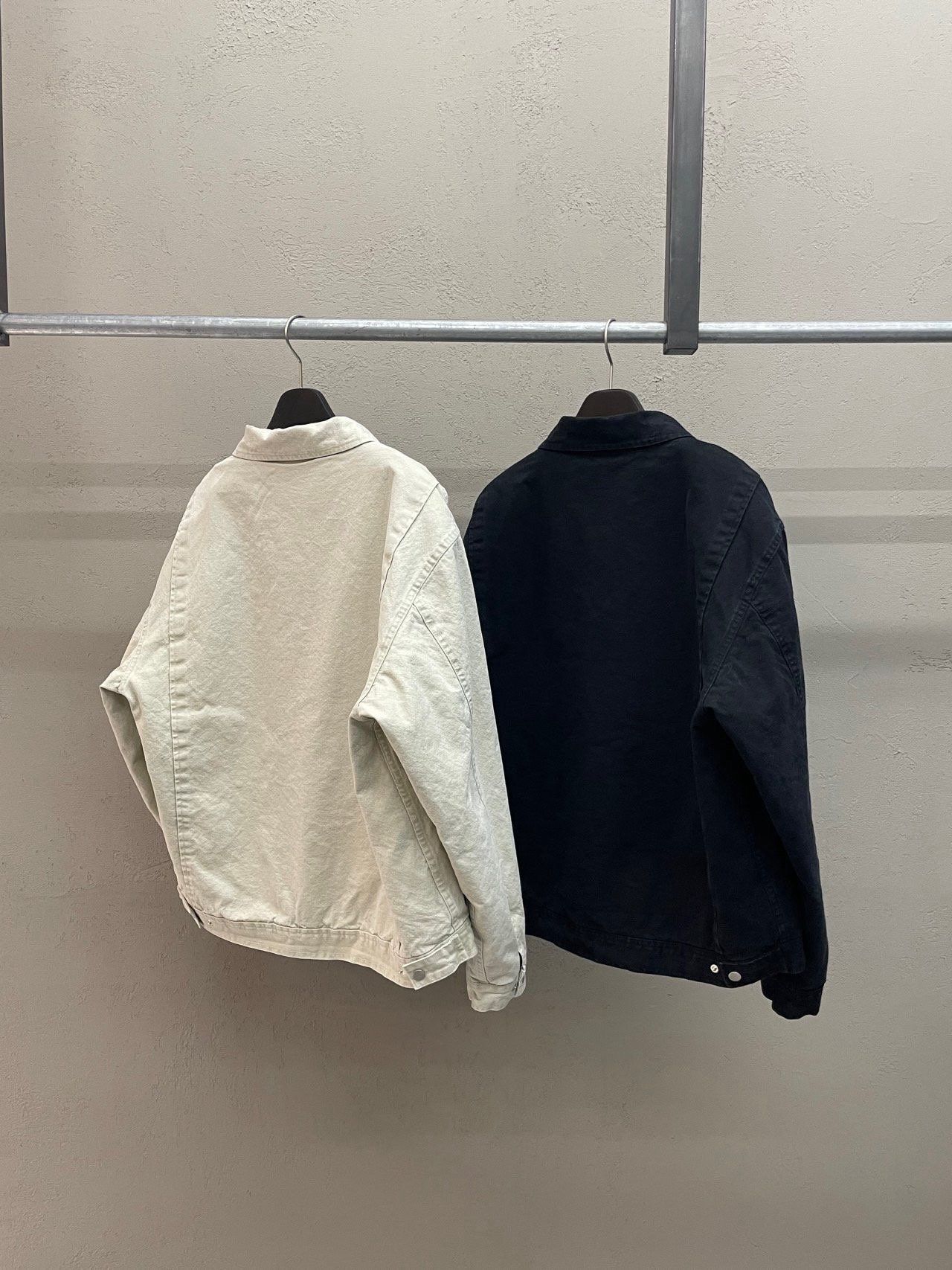 洗水反領英文字拉鍊外套 ARCHIVE-403JK