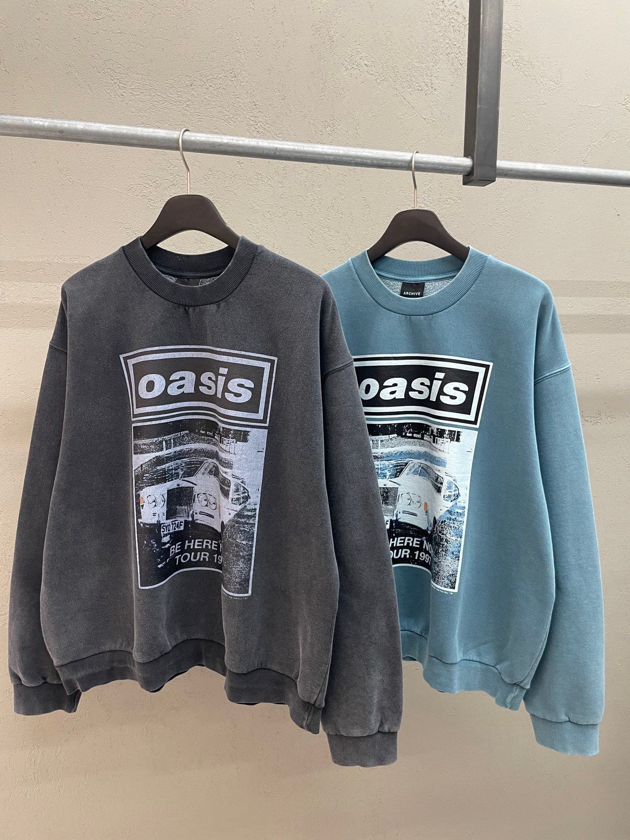 洗水英文字圖案衛衣(薄抓毛底) ARCHIVE-406T