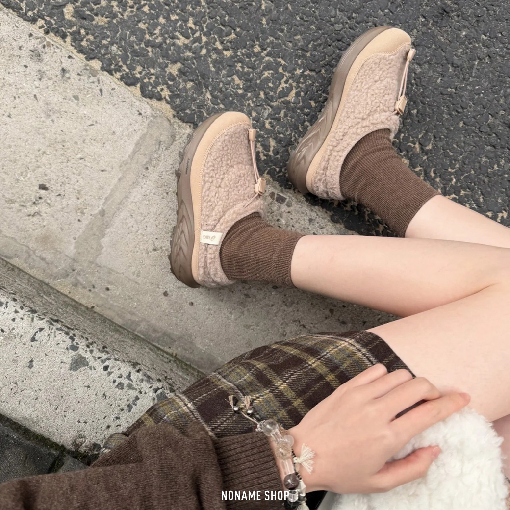 ASICS GEL-SONOMA WT 泰迪 毛毛鞋 懶人鞋 保暖 兩色 (女款)