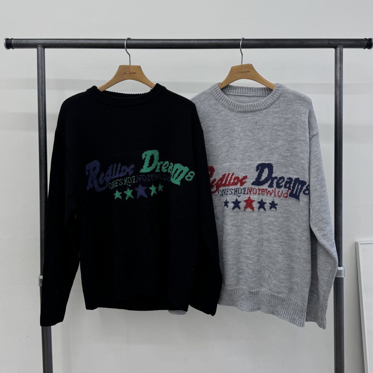 英文字圖案針織衫 BY-469T