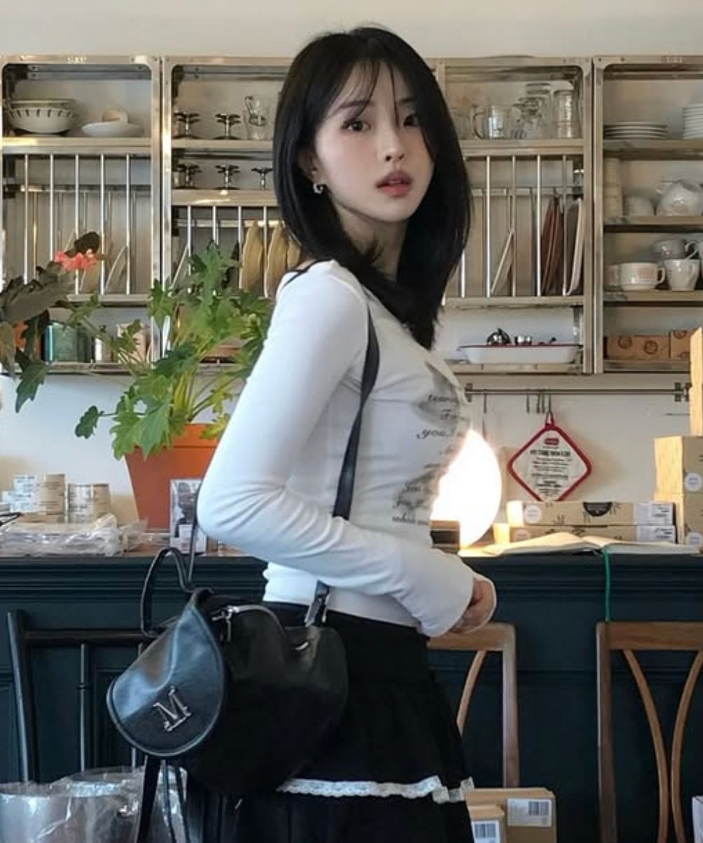 MUCENT Runel 金屬 標誌 皮革迷 你 雙肩包