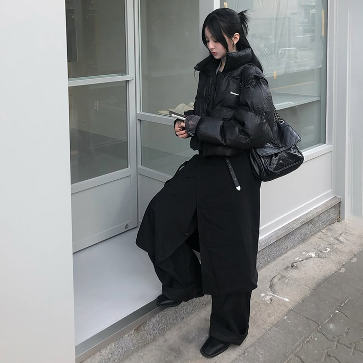 彎刀剪裁立體寬褲