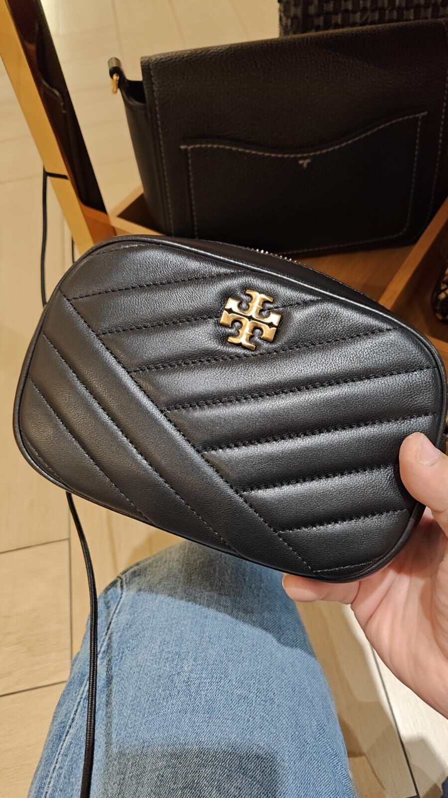 [E] TORY BURCH Black 152353 Kira Chevron Camera Bag, 152353-001 (ETB98)