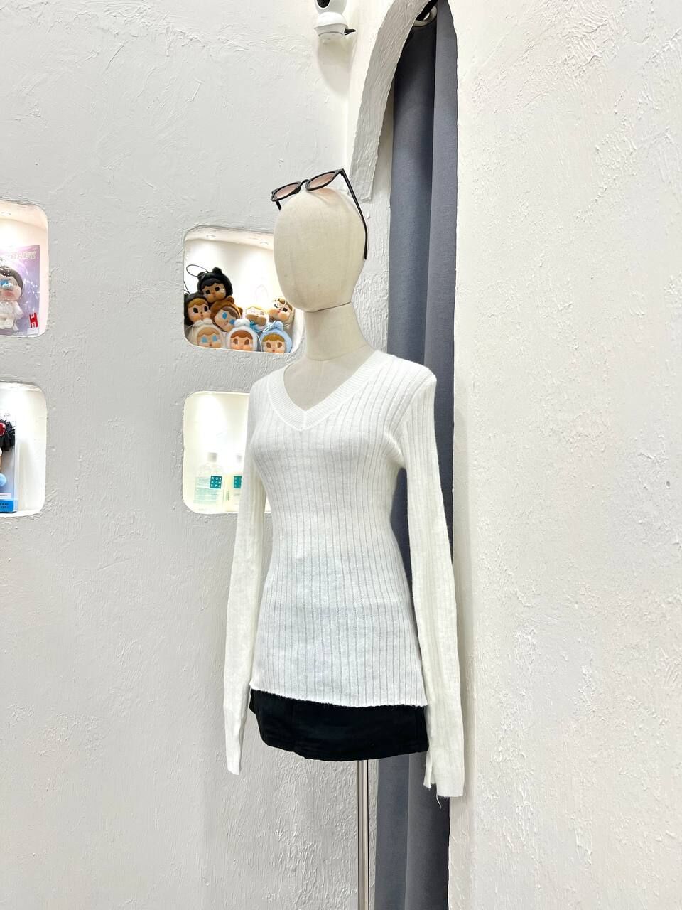 V Knit Long Sleeve