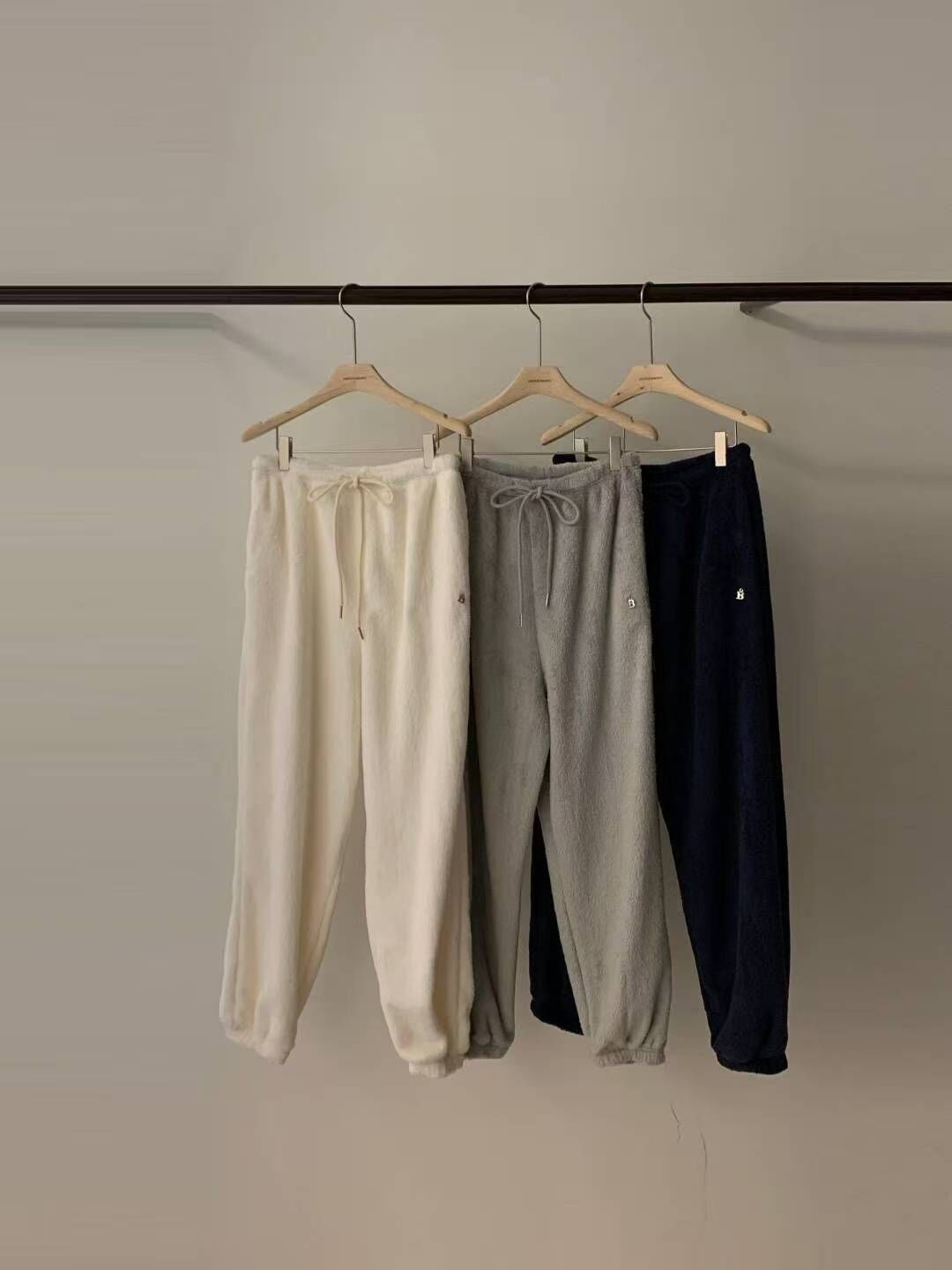 AY5242 珊瑚絨束腳休閒褲 *特價貨品不設退換*