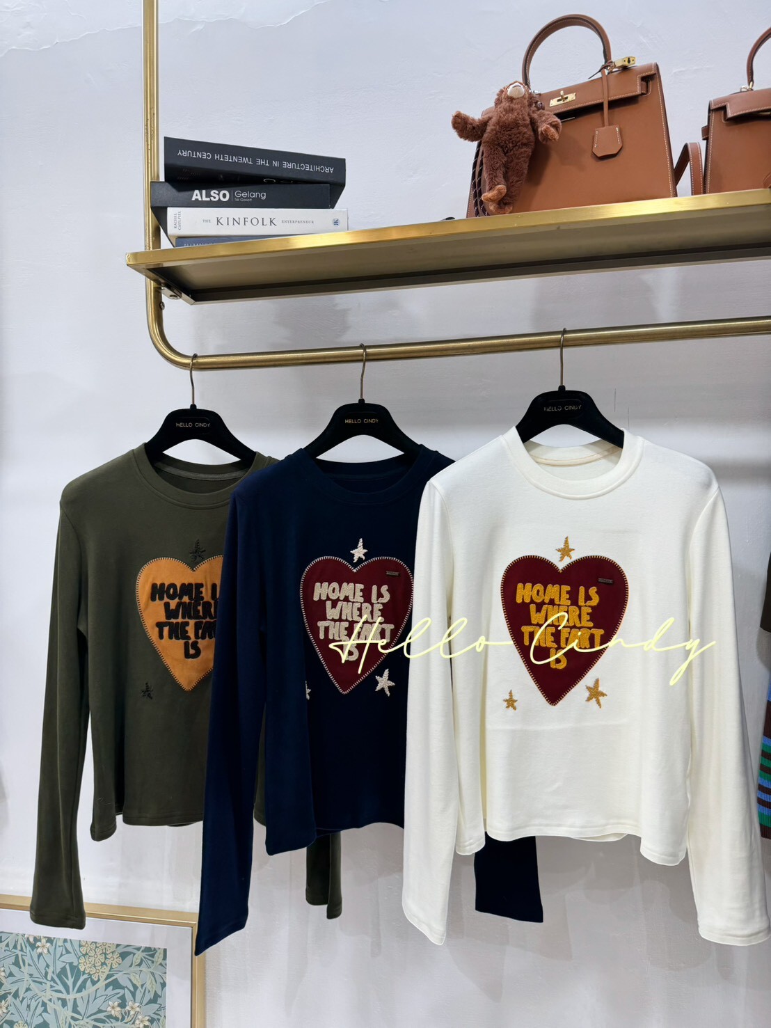 B11083 質感好好又百搭的刺繡愛心貼布磨毛長袖合身上衣