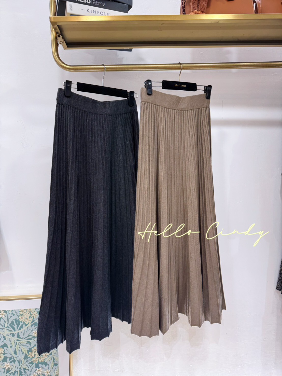 B11098 超顯瘦輕毛感仿羊絨針織百褶長裙