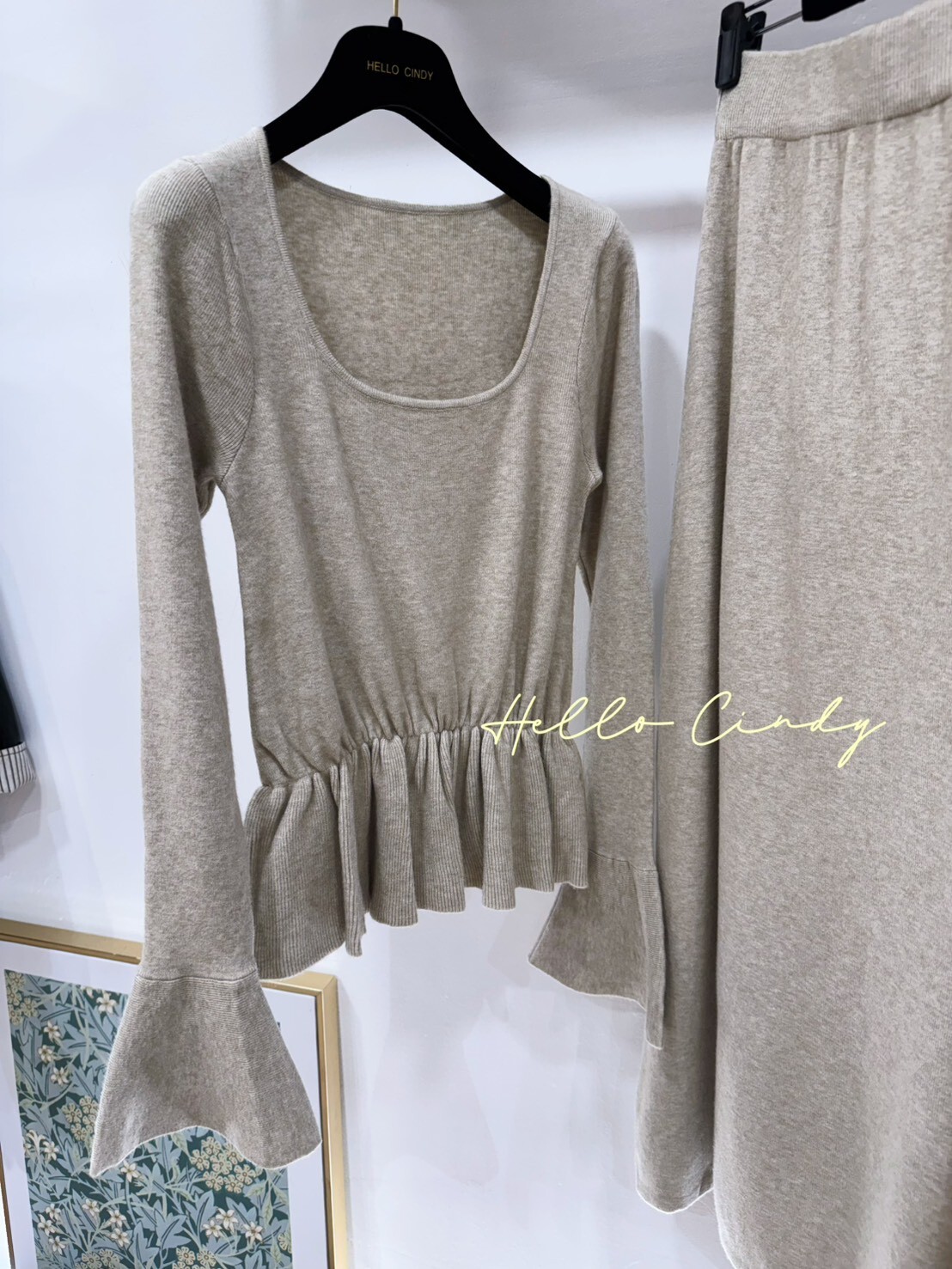 B11116 法式優雅感大方領下縮腰針織上衣+長裙組