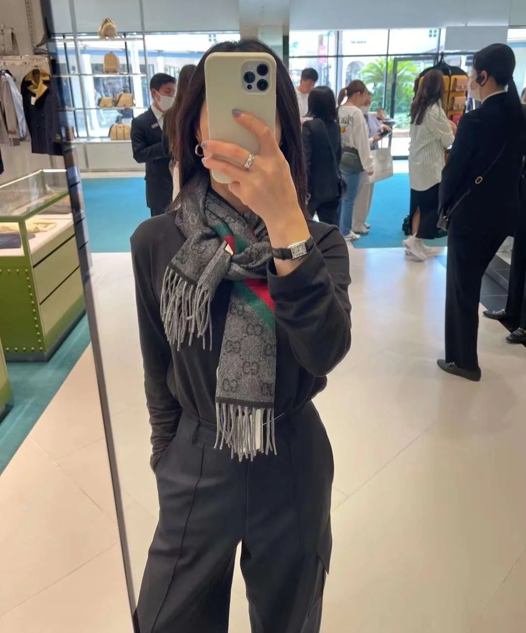 GG 黑灰色 綠紅邊 羊毛圍巾 Scarf