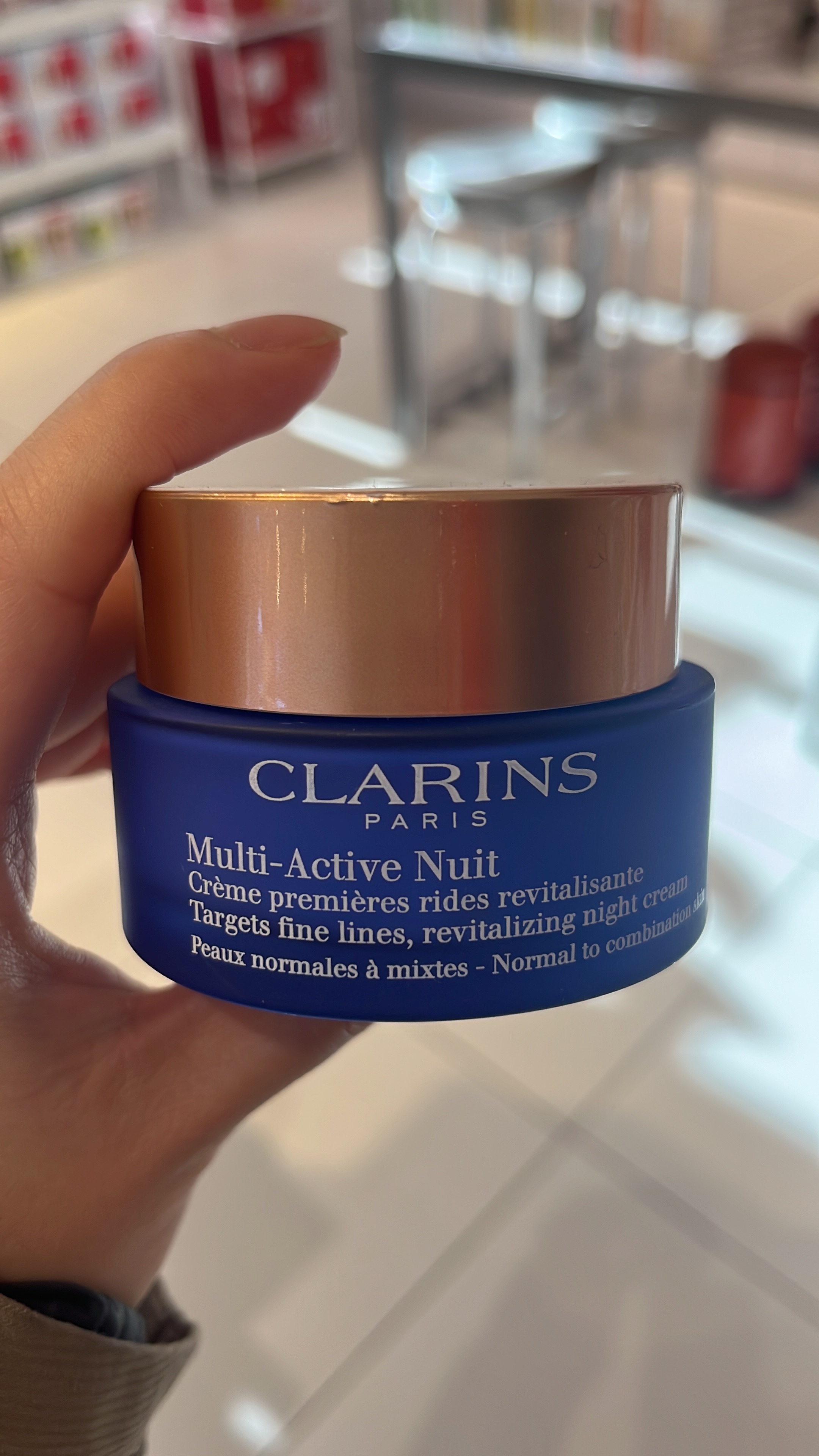 OBS215 Clarins 多元活膚晚霜