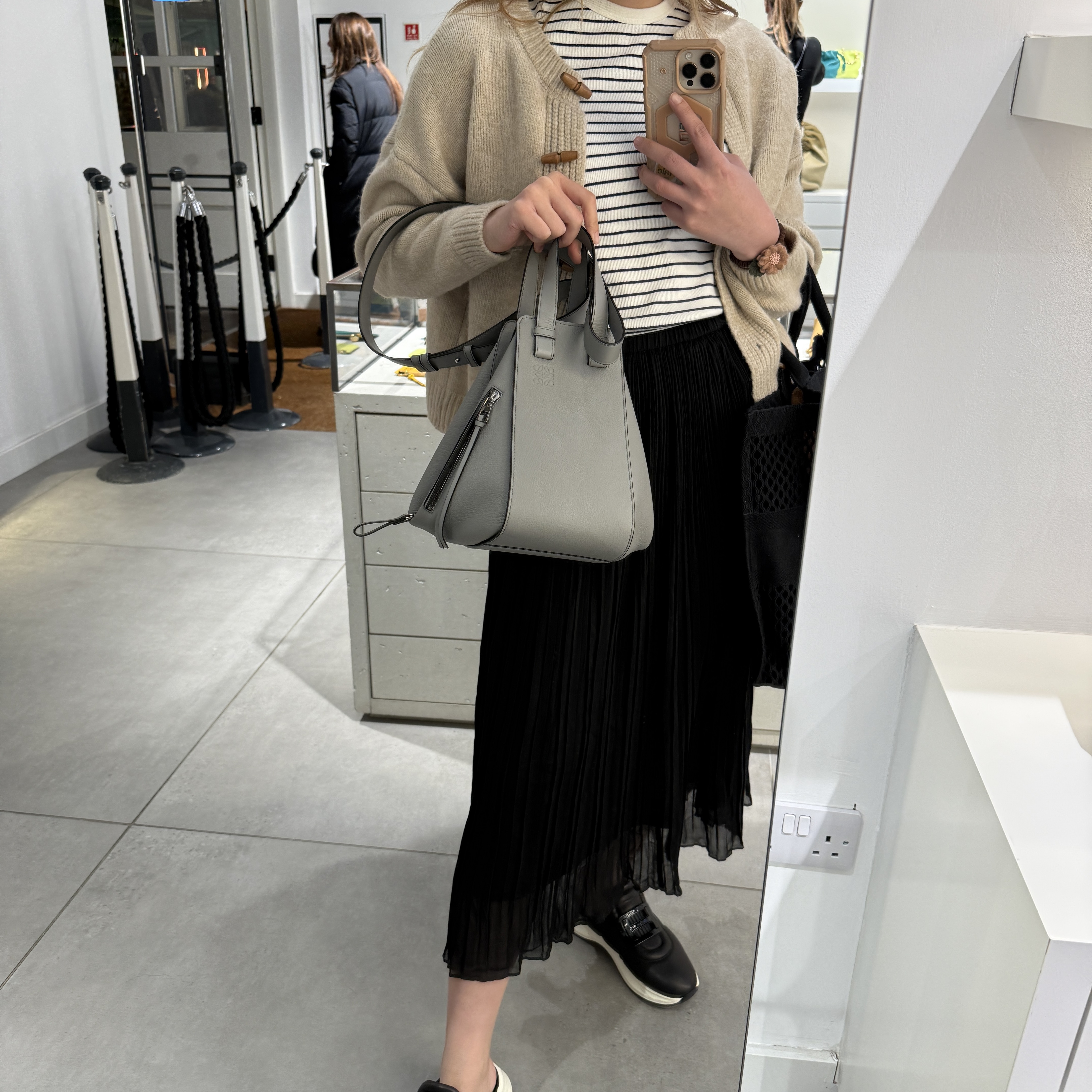 Loewe Hammock Small bag Pearl Grey