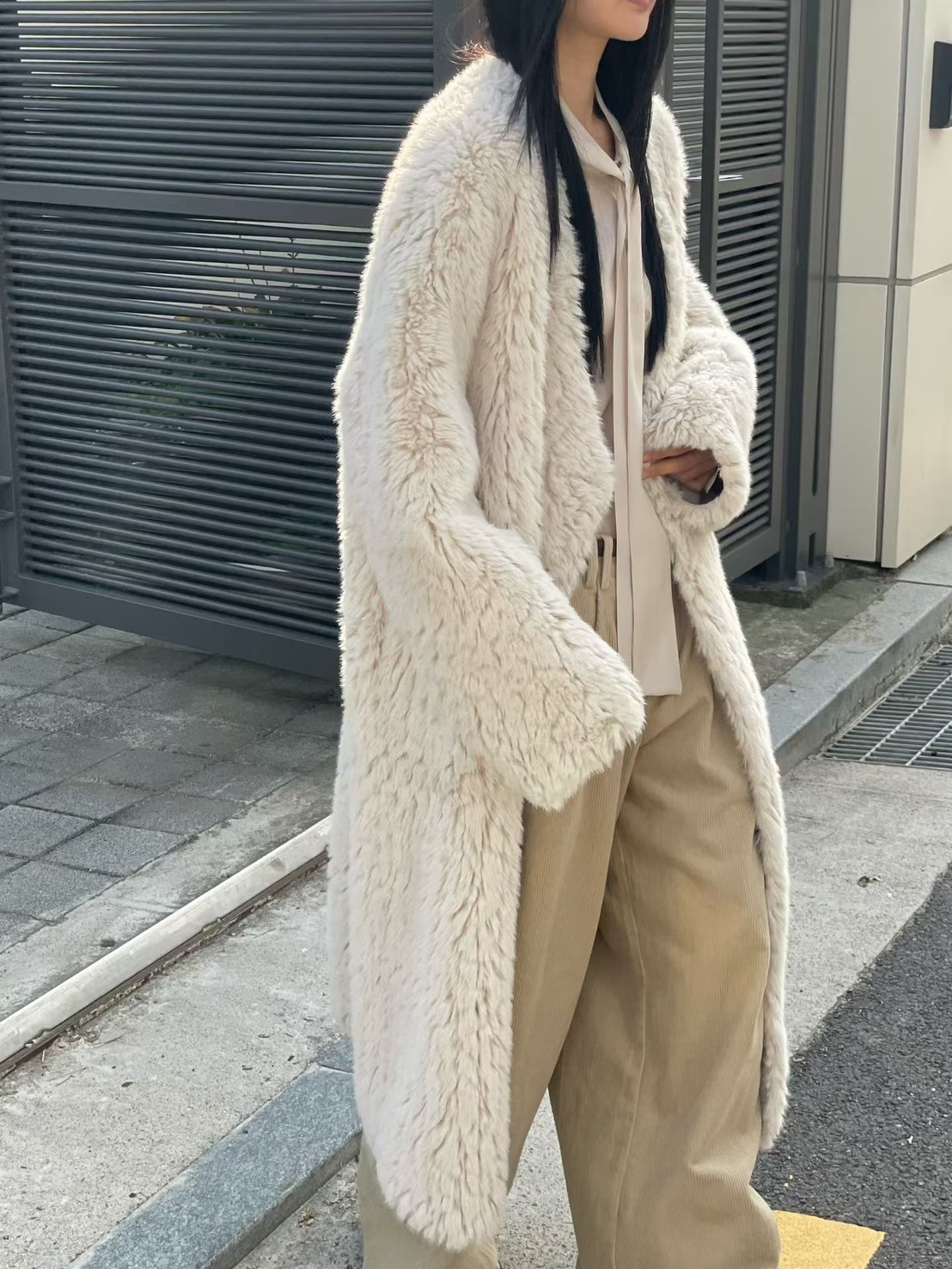 皮毛一體長版毛毛大衣