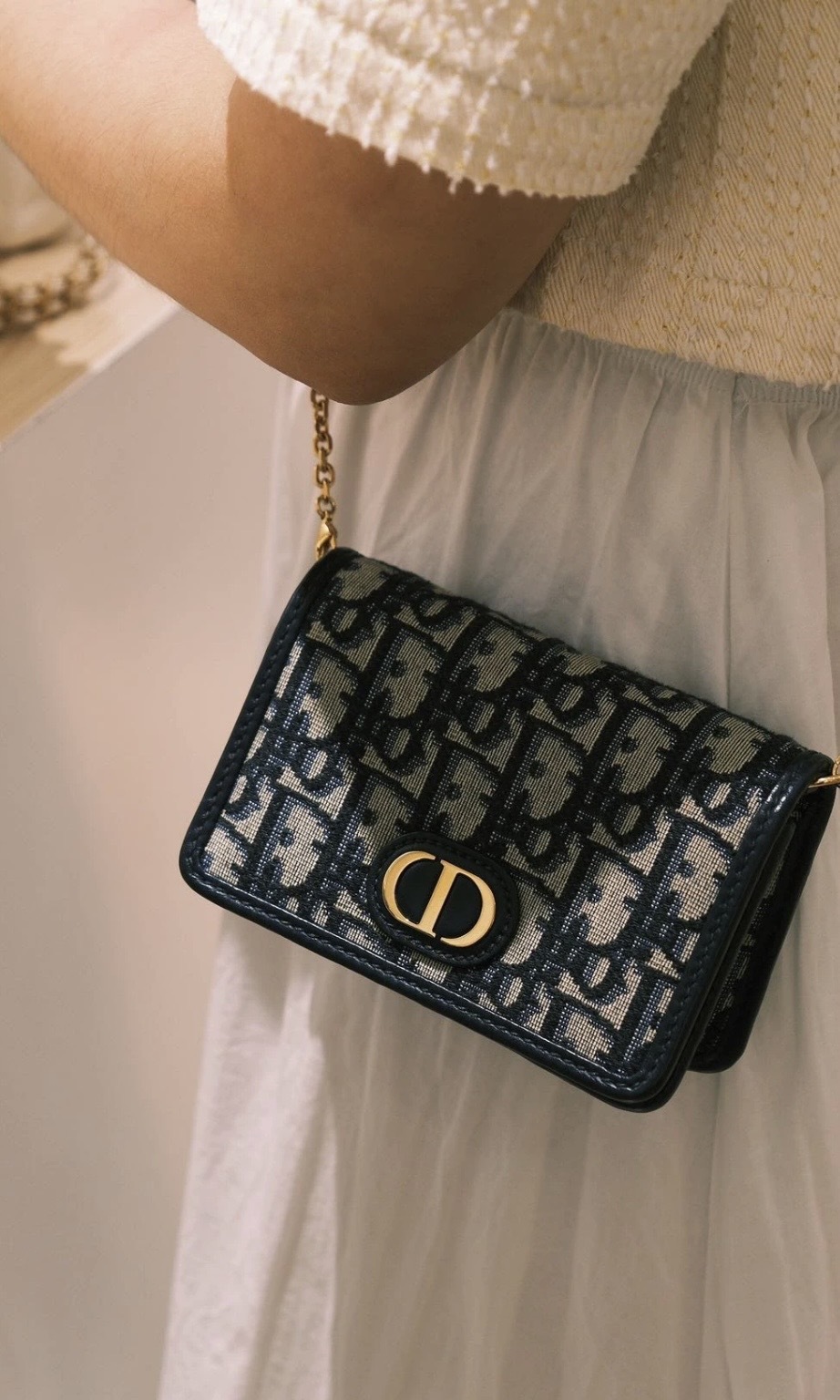 DIOR 30 Montaigne nano 經典深藍色老花迷你鏈條包