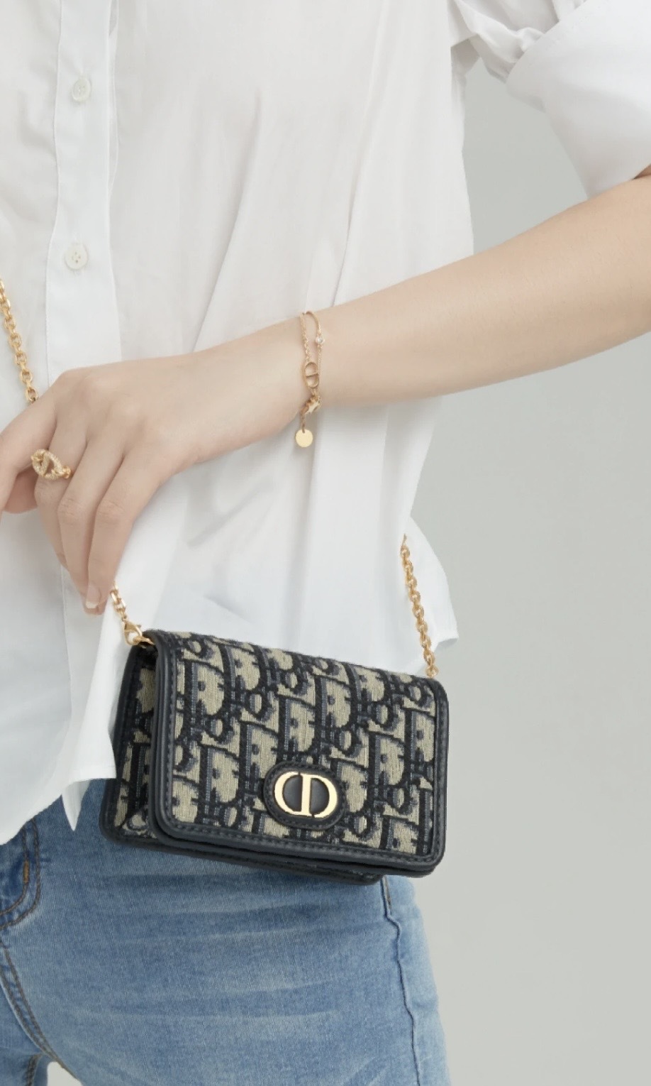 DIOR 30 Montaigne nano 經典深藍色老花迷你鏈條包