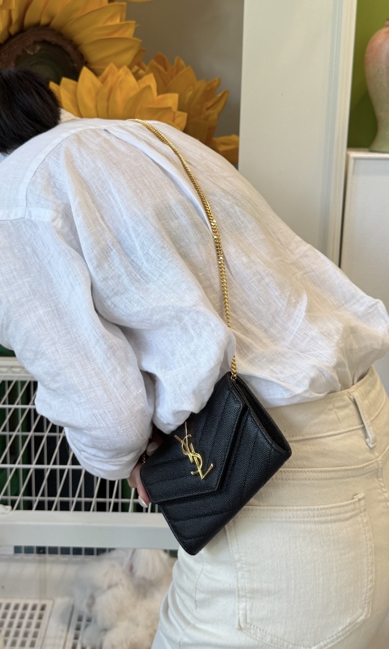 YSL Cassandre 經典粒面皮革鏈條錢包